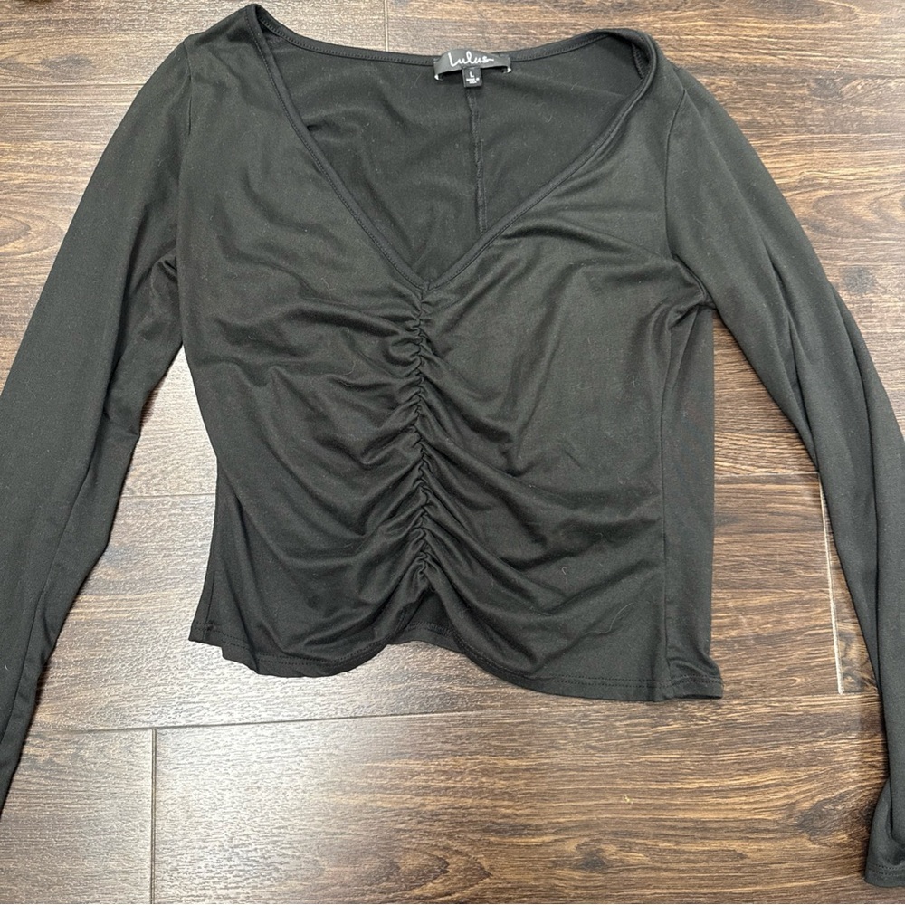 Lulu's Black Ruched Long Sleeve Top